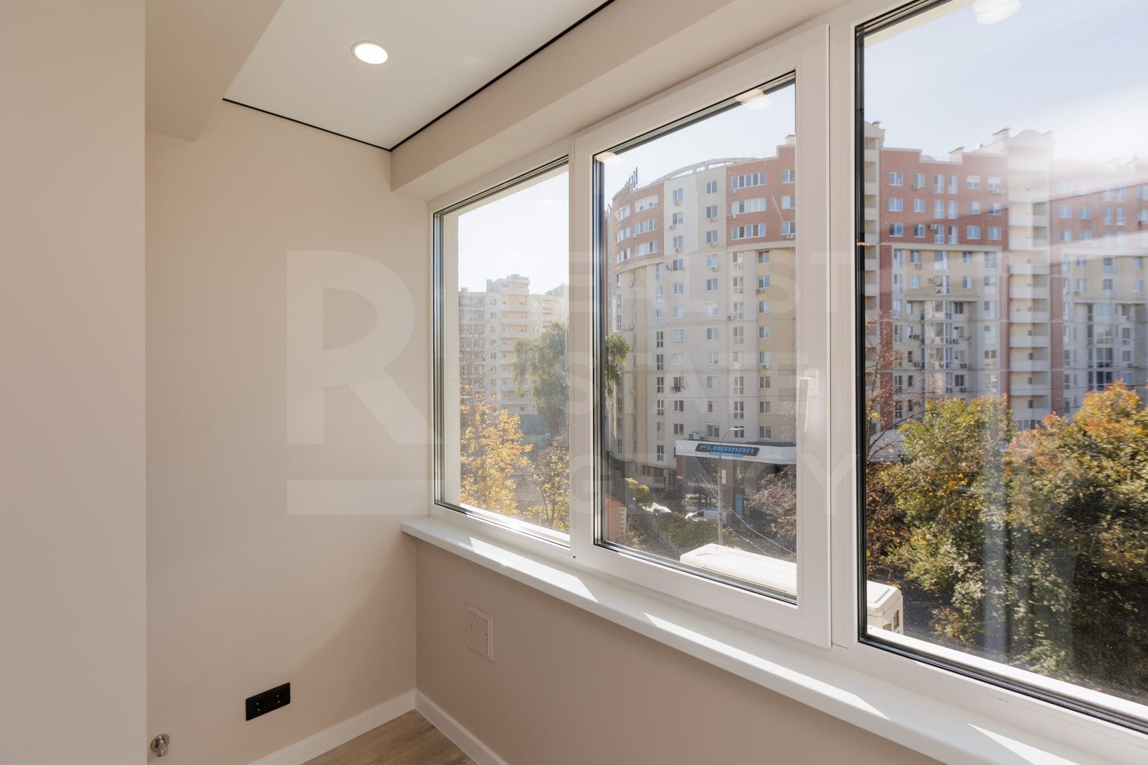 Vânzare, apartament, 1 cameră + living, str. Vasile Lupu, Buiucani - Poză 17