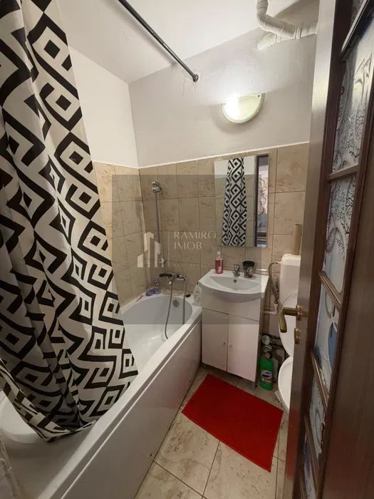 Apartament 2 camere decomandat/7 minute/metrou  Aparatorii Patriei - Poză 7