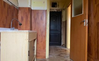 Vanzare apartament cu 3 camere în Micro 6  zonă căutată din Târgoviste - Poză 10