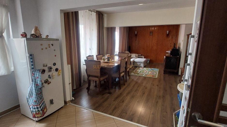 Apartament 3 camere, mobilat si utilat, metrou Eroii Revolutiei - Poză 3
