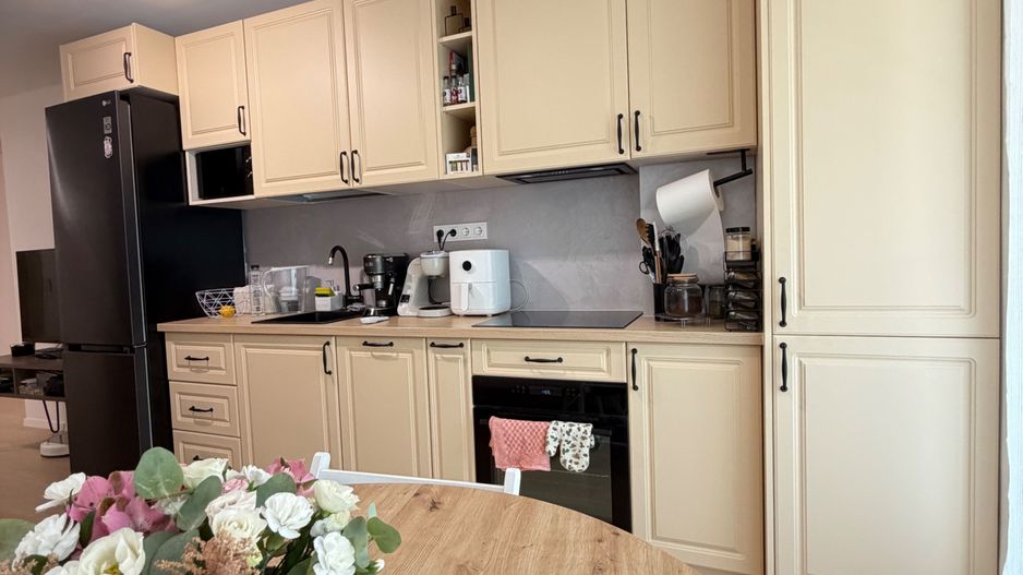 Apartament 2 camere, terasa, etaj intermediar, boxa, parcare - Poză 6
