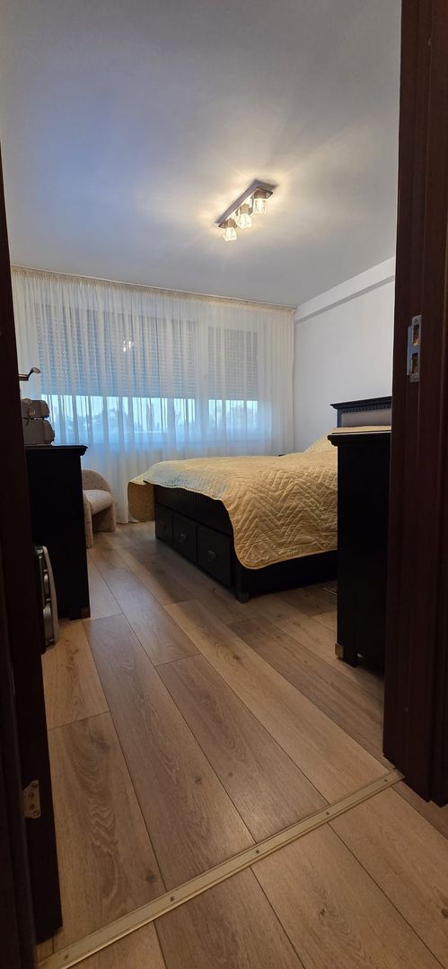 Apartament 3 camere, renovat – 67 mp – Tiglina 3 , scoala nr. 11 - Poză 9