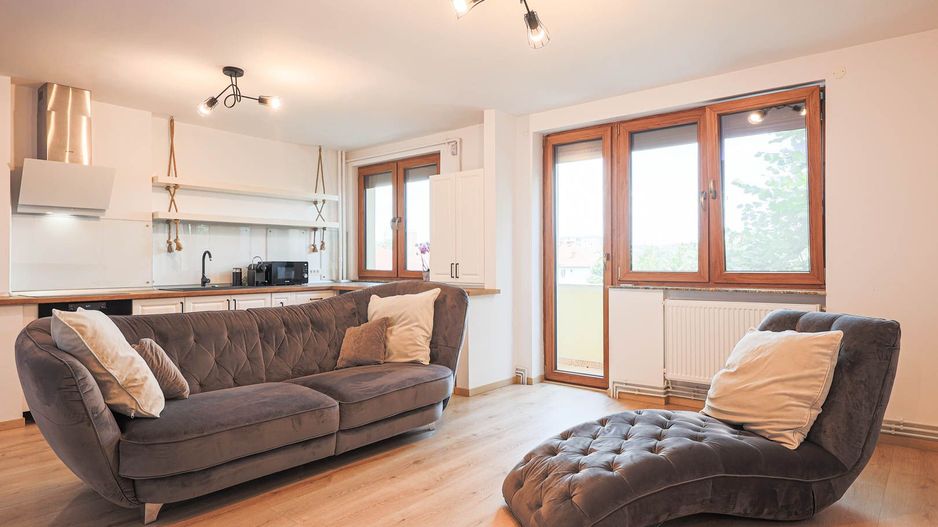 REZERVAT! 95.000 € – lux, liniște și natură, B-dul Revoluției–Podgoria - Poză 6