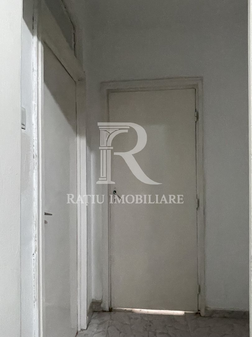 Apartament cu 3 camere | Magheru | Oradea - Poză 6