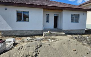Casa 4 cam.2 băi,1 pivniță 1 dressing,500mp.teren,gard,pavaj - Poză 7