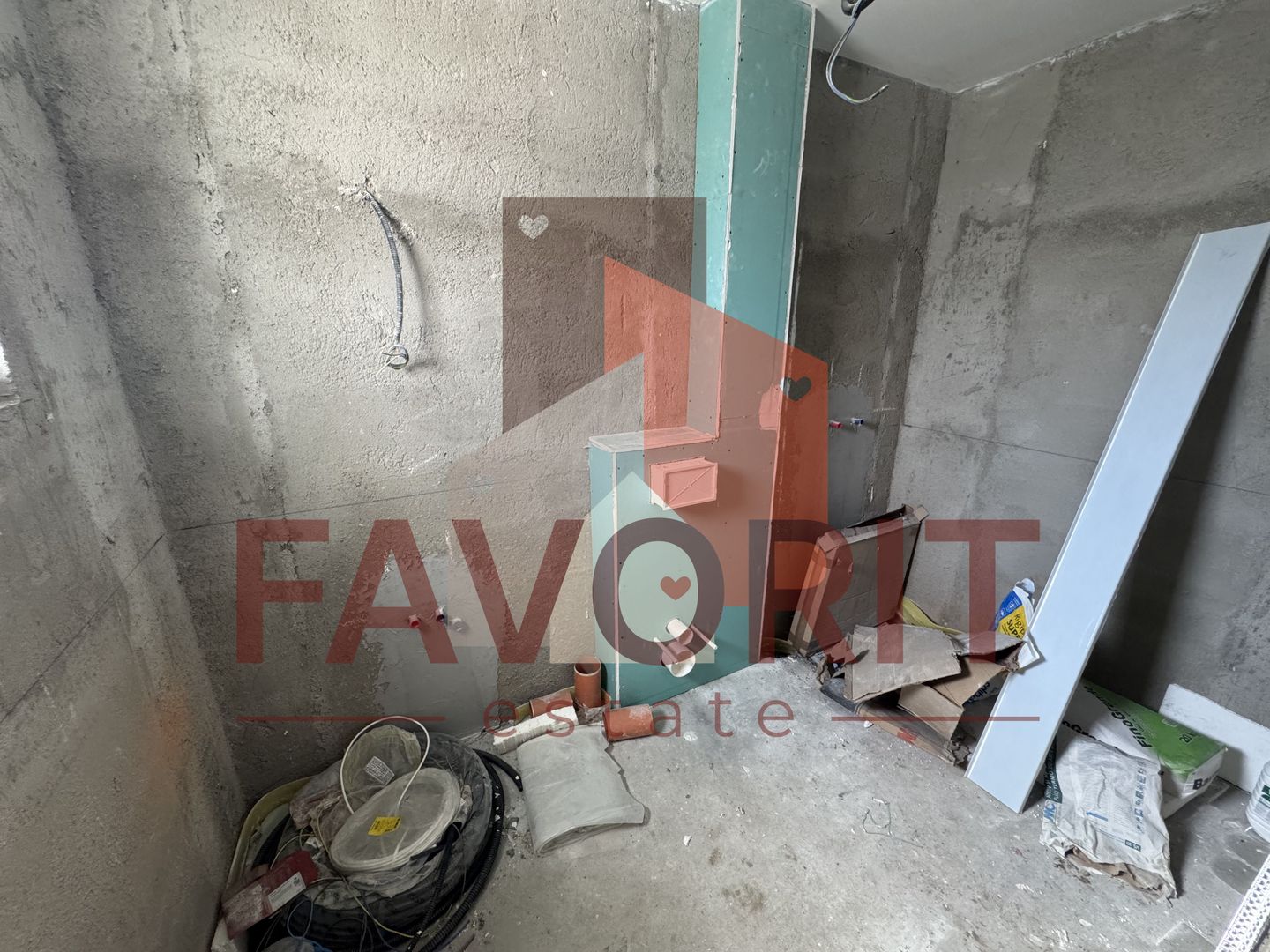 Duplex 5 camere ,despartit prin camera tehnica, finisat la cheie in Mosnita - Poză 16