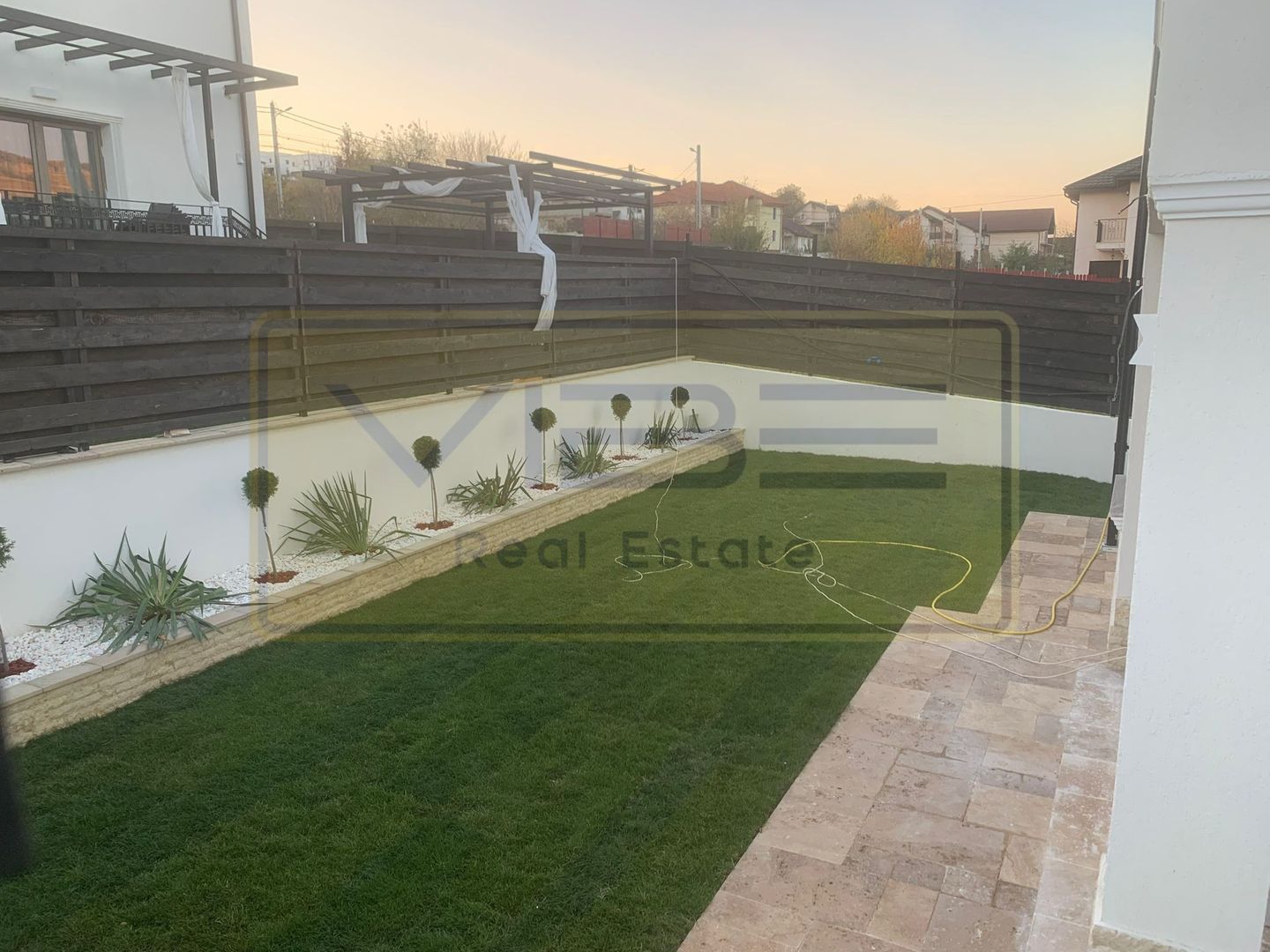 Rediu- Valea Lupuluin- Vila moderna- 4 camere - Poză 18