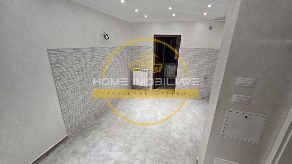 Etaj 2 Nicolina-Belvedere Apartament 2 Camere Decomandat Bloc 1984 Liber - Poză 2