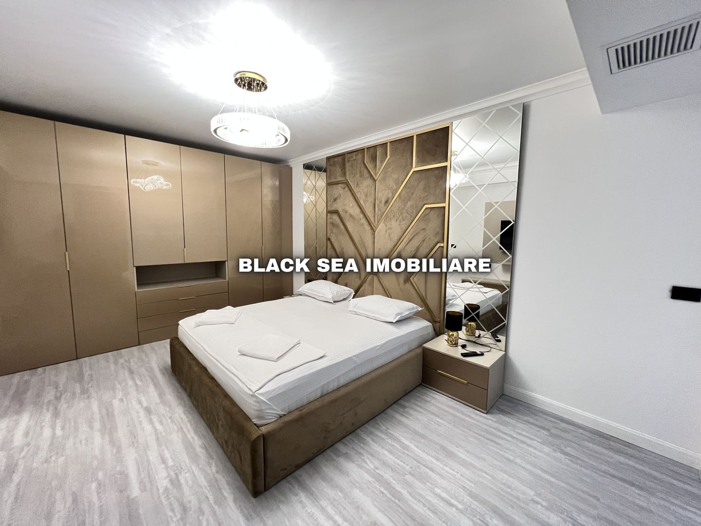 Apartament cu 3 camere , vedere la mare – White Titanic Sea View - Poză 10