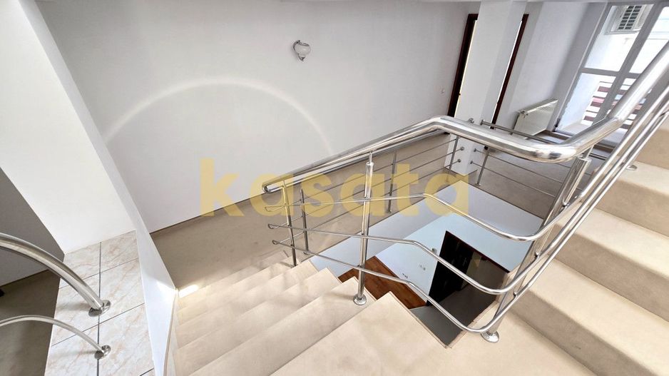 Vila individuala | 7 CAMERE | curte si garaj | PISCINA | IANCU NICOLAE - Poză 7