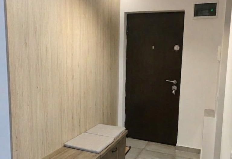 Mobilat Utilat | Bloc cu lift | Valea Largă - Poză 1