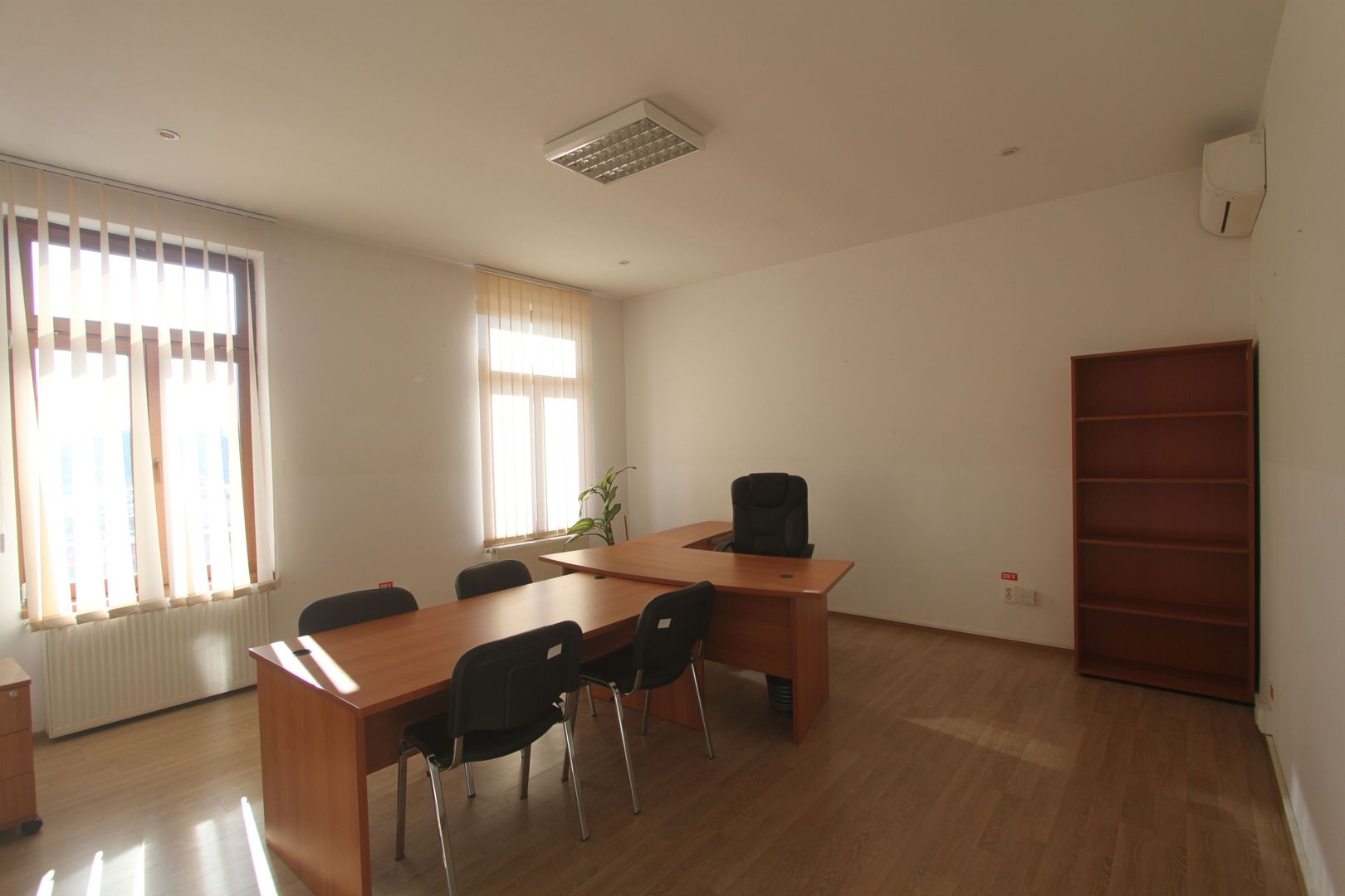 Birouri pe Take Ionescu - 2000 euro+TVA - Poză 15