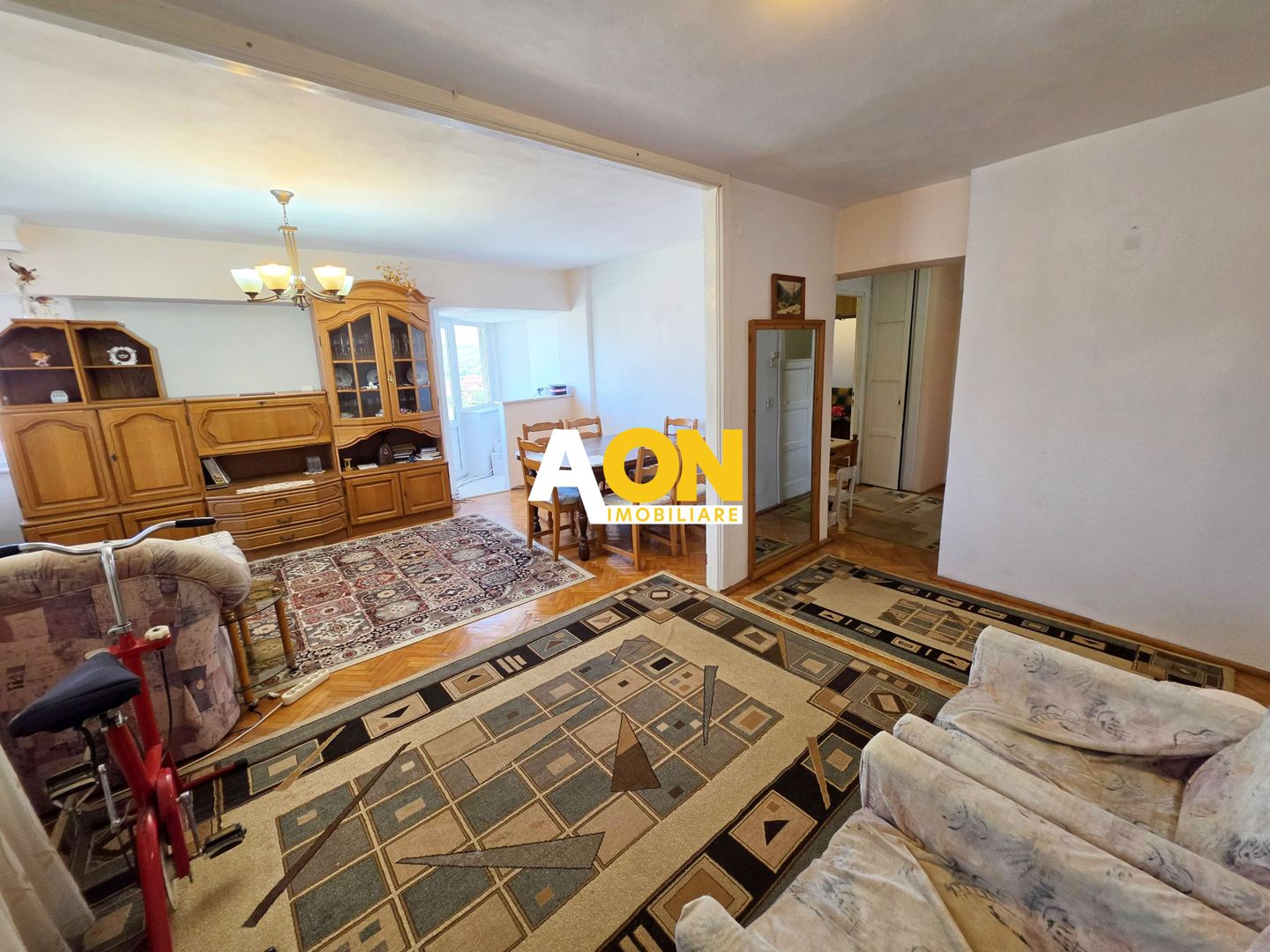 Apartament 3 camere, ultracentral, etaj intermediar - Poză 5