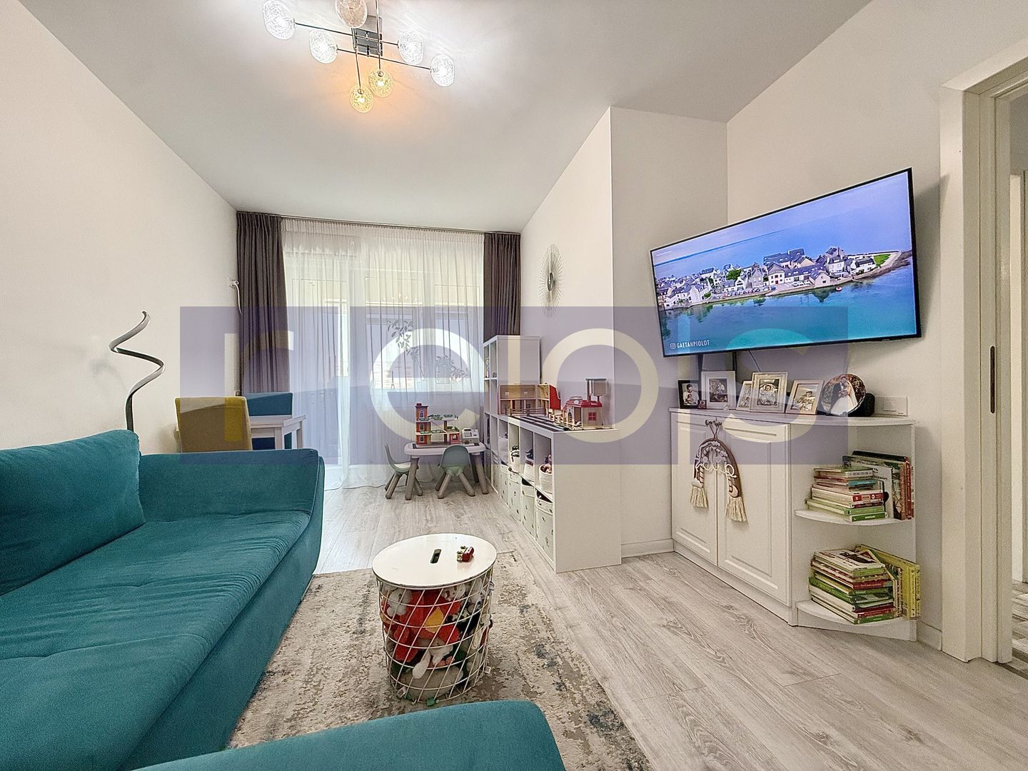 VANZARE 2 CAMERE | ZONA TITAN | CENTRALA PROPRIE - Poză 2