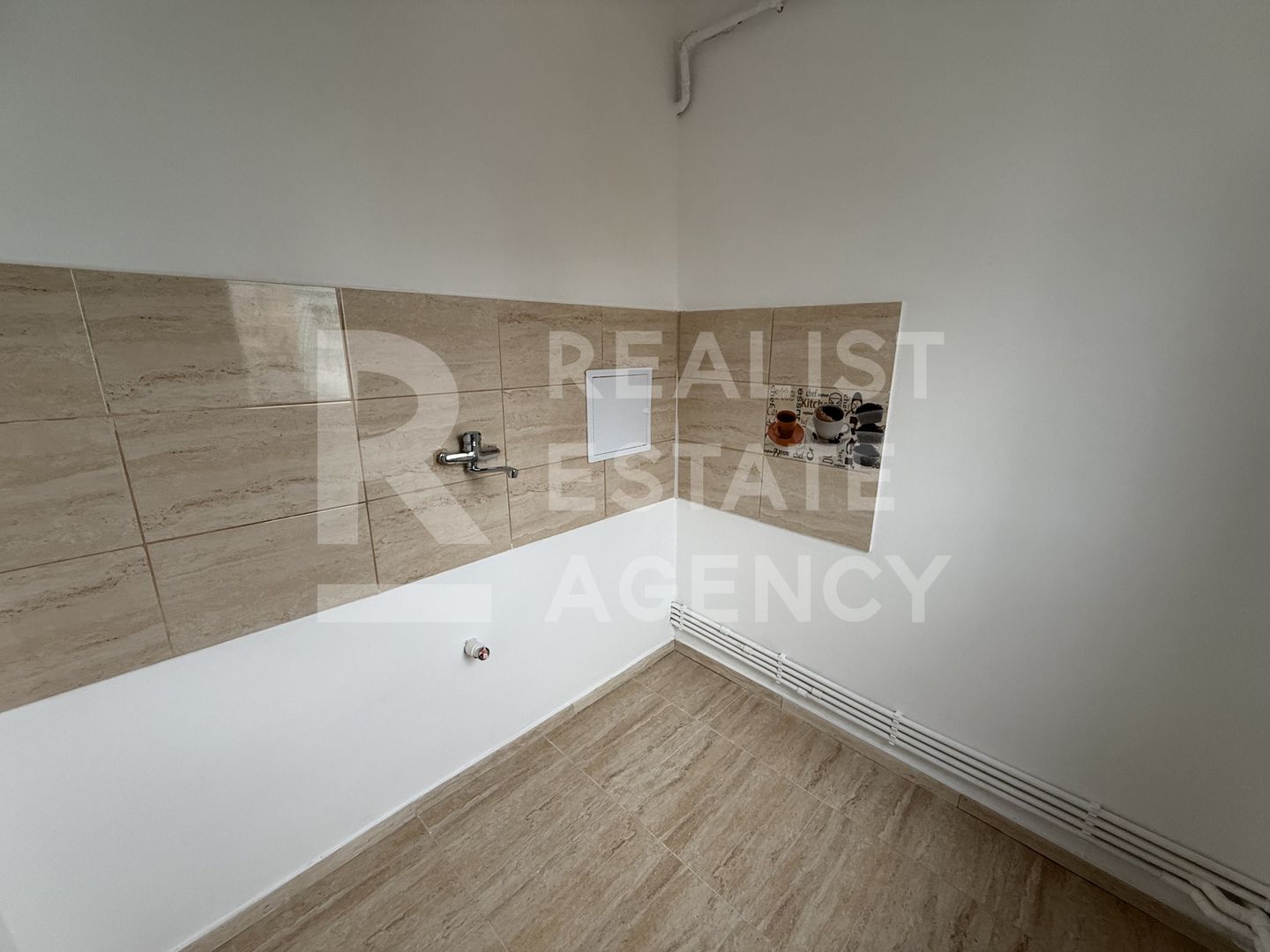 Apartament cu 3 camere,renovat, Alexandru cel Bun, Iași - Poză 3