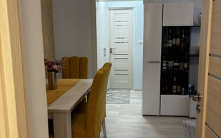 Vând apartament cu 2 camere 50 mp - Poză 2