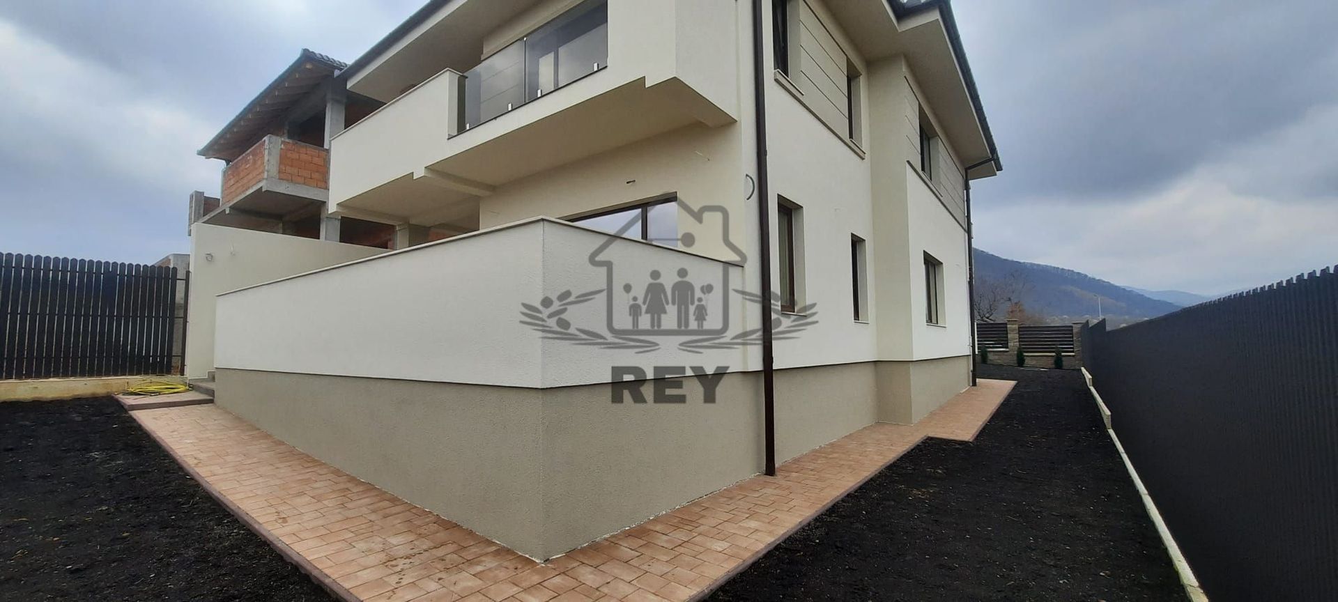 Casă modernă de vânzare,175 mpu,413 mp de teren,Cisnădie/Cisnădioara - Poză 9