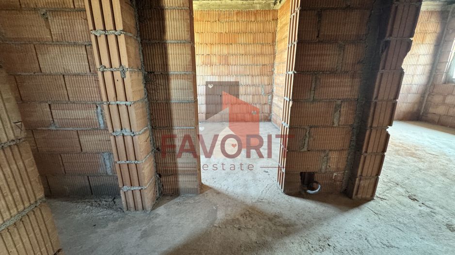 Duplex cu 4 camere de vanzare - Mosnita Noua. Zona Excelenta. - Poză 9