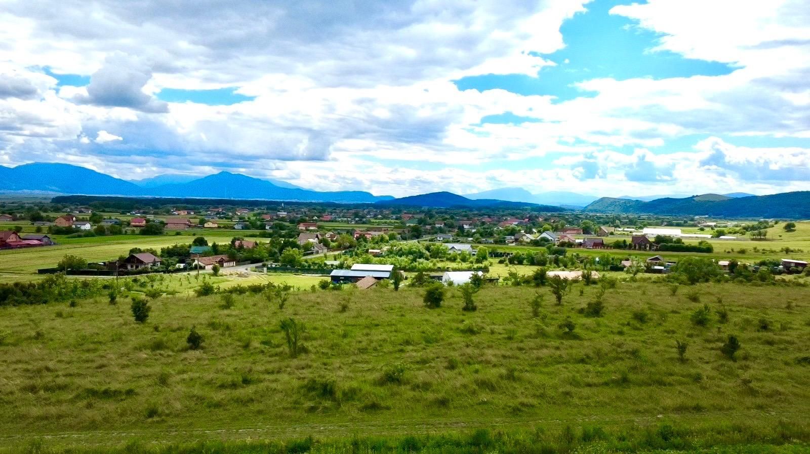 Lot intravilan de 854 mp situat în Hărman, zona Podul Olt - Poză 7