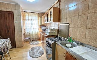 Apartament cu 3 camere, etaj 1, mobilat si utilat, zona CENTRU; - Poză 5