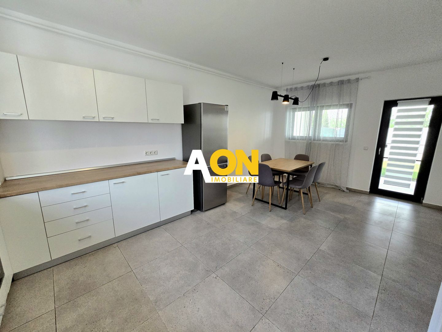 Casă Tip Înșiruit, 4 Camere, Complet Mobilată, zona Cetate - Poză 9