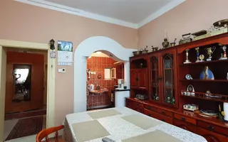 Casa situata ultracentral langa Poarta I a Cetatii Alba Carolina - Poză 13