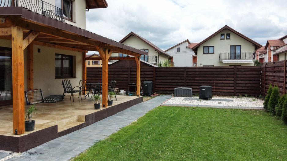 Casă single de vânzare - Cartier Izvor - Poză 12