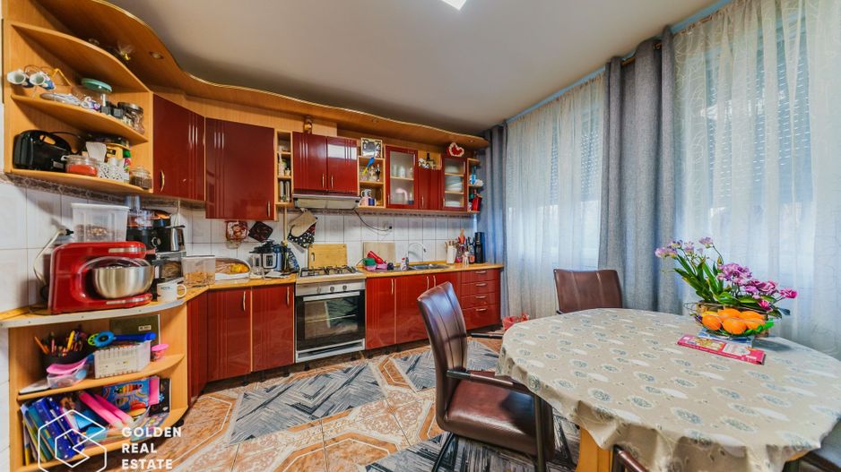 Casa S+P+M, 8 camere, cartier Gai, comision 0% - Poză 9