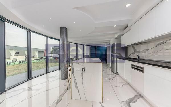 Casă individuală | 2000 mp teren | 748 mp utili | piscina | - Poză 14