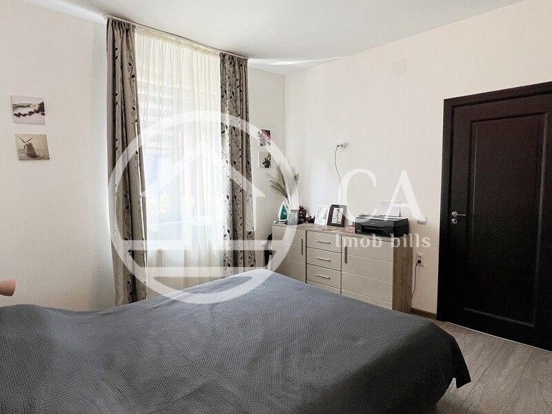 Casă de vanzare cu 4 camere in Cartierul Tineretului, Oradea - Poză 9