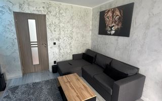 Apartament de 3 camere, 55mp, Zona Strazii Bulevardul 1848 - Poză 2