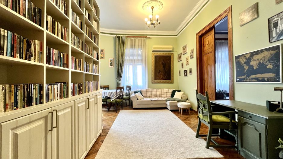 Apartament grandios cu vedere spectaculoasă spre Piața Libertății - Poză 13