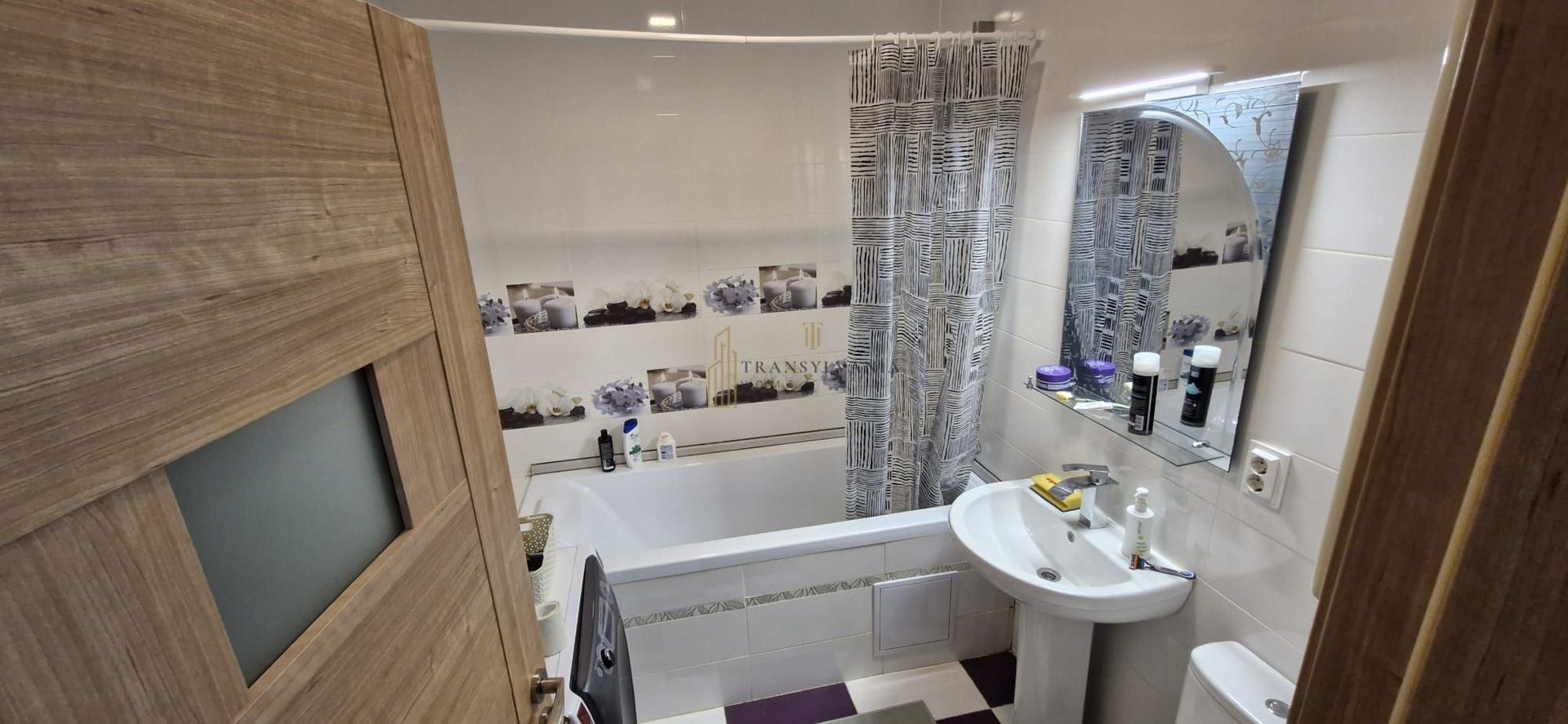 Apartament 3 camere de vanzare, etaj,2 Zona Dinicu Golescu Selimbar. - Poză 7