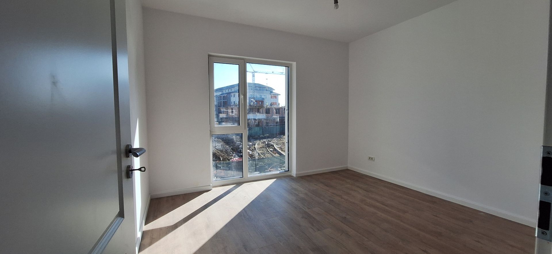 Apartament 2 camere cu loc de parcare inclus - Poză 7