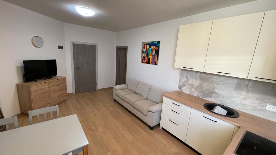 Giroc-Eso | De inchiriat | 2 camere | Loc de parcare - Poză 1