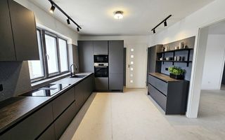 Vila Tătărani - 280 mp utili - 500 mp Teren - 8 Camere + 4 Băi - Poză 29