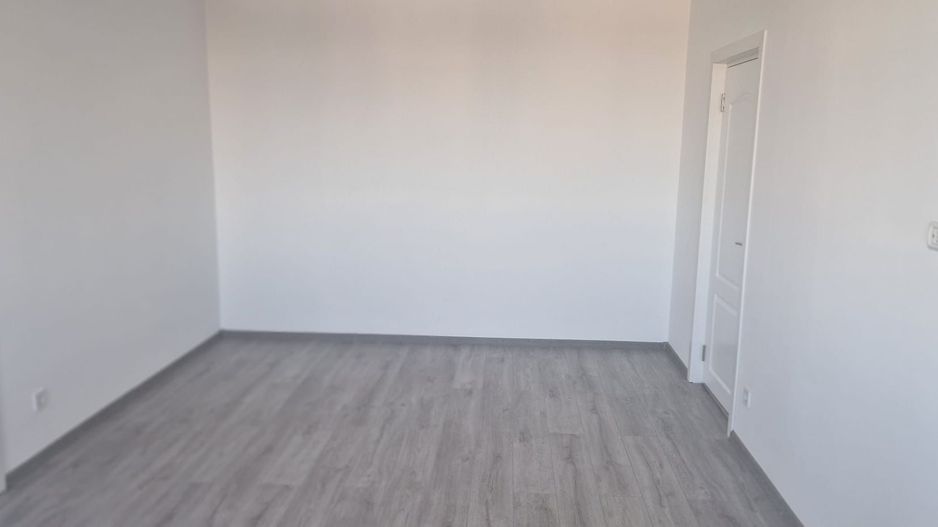 AP. 2 CAMERE DOMENII, NEMOBILAT, RENOVAT, METROU 5 MINUTE, COMISION 0% - Poză 2