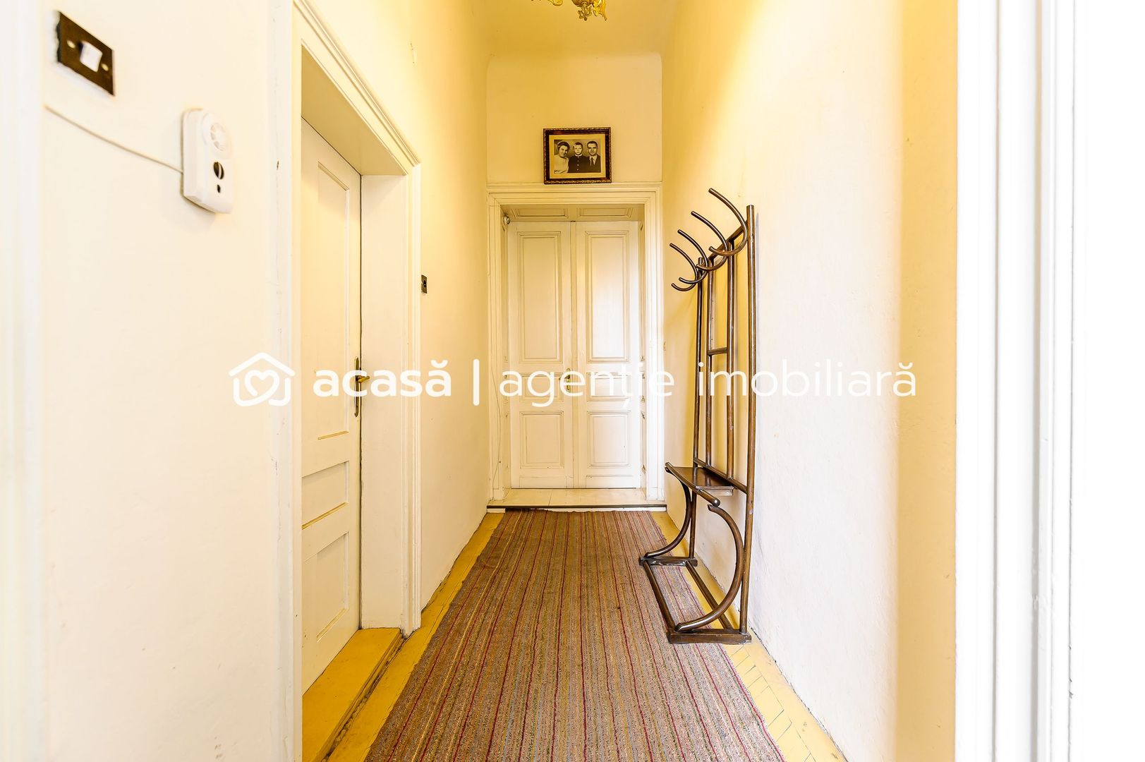 VÂNDUT! Apartament de 138 mp, Revoluției, Arad, - Poză 7