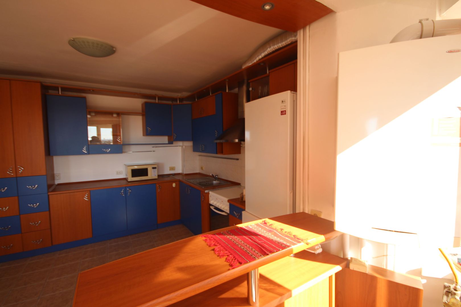 Spatios cu priveliste deosebita - Poză 14