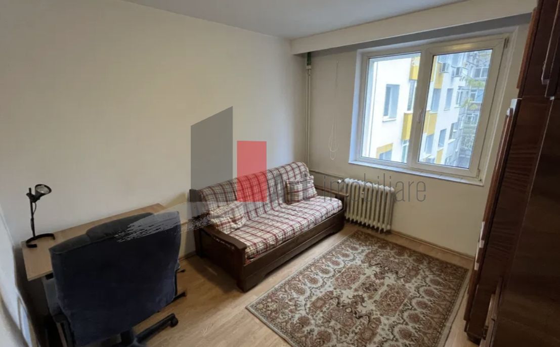 APARTAMENT  3  CAMERE  SEBASTIAN - Poză 1