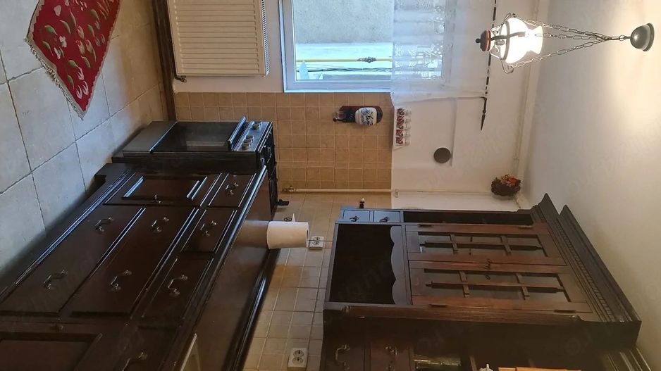 BRASADAS vinde ap 3 cam la etajul 1 pe Careiului. - Poză 3