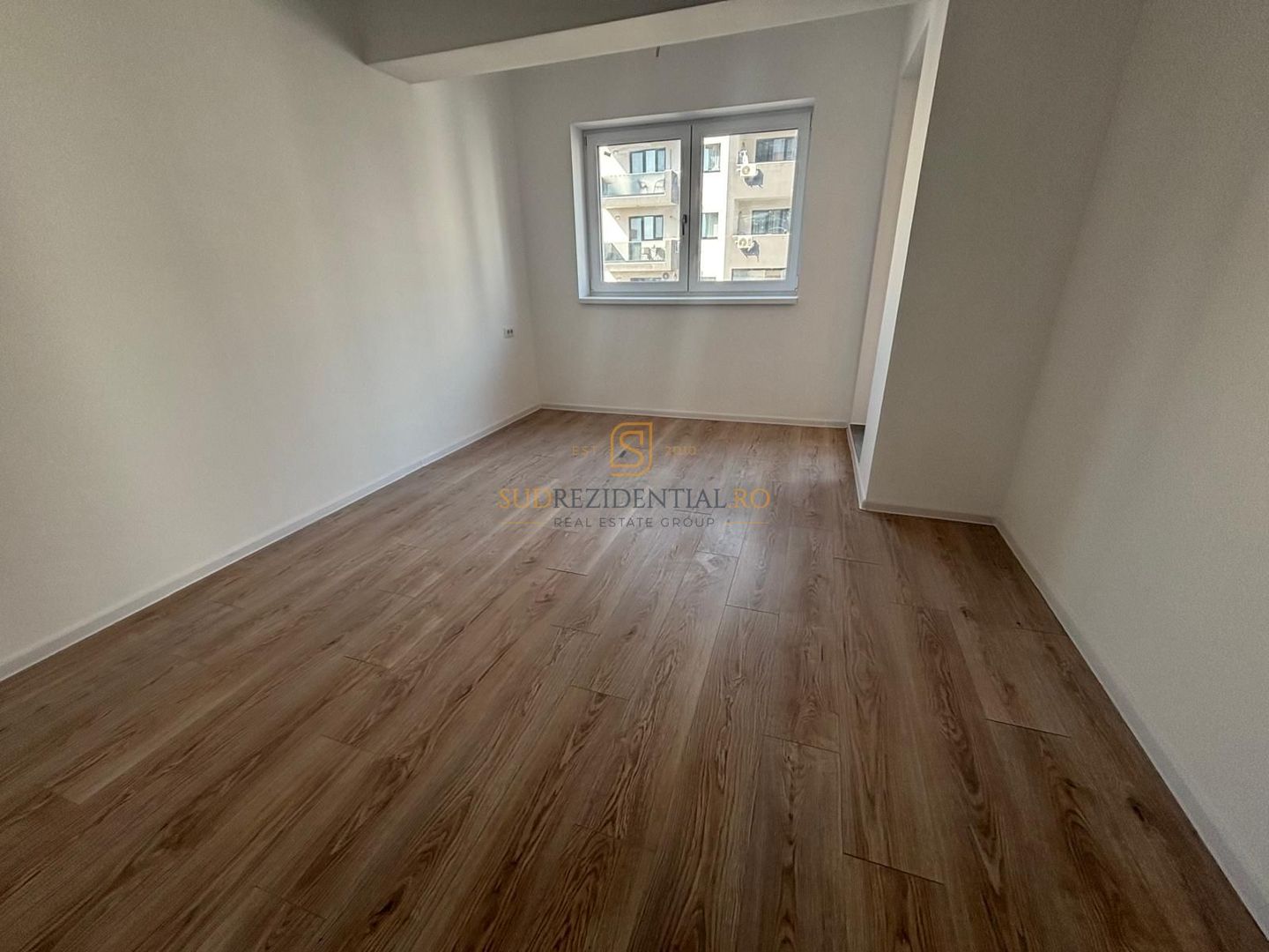 De inchiriat apartament modern cu 2 camere - Viva Residence, Sector 4 - Poză 3