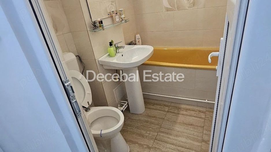 Apartament 3 camere 1978 77mp reabilitat centrala proprie - Poză 5