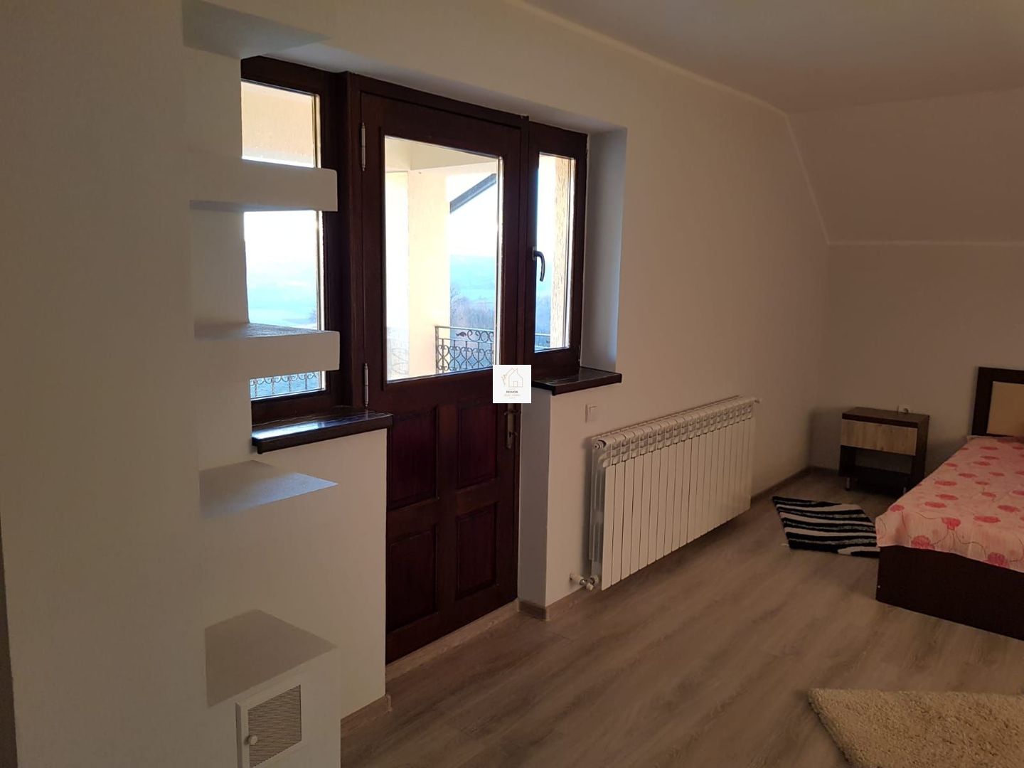 Refugiu la munte - casă cu 3070 mp teren și vedere spre Vârful Rânca - Poză 18