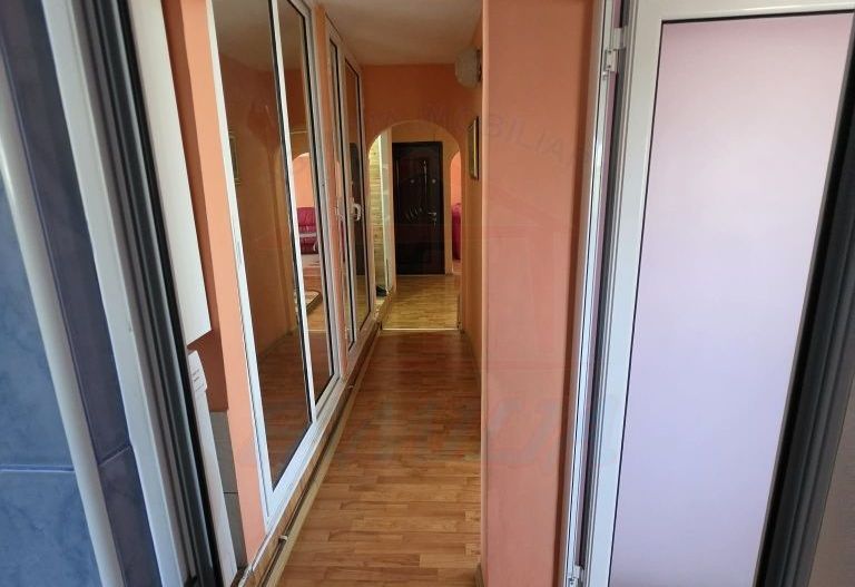 Vanzare apartament 3 camere, IREG, 84mp, 80.000 EURO - Poză 6