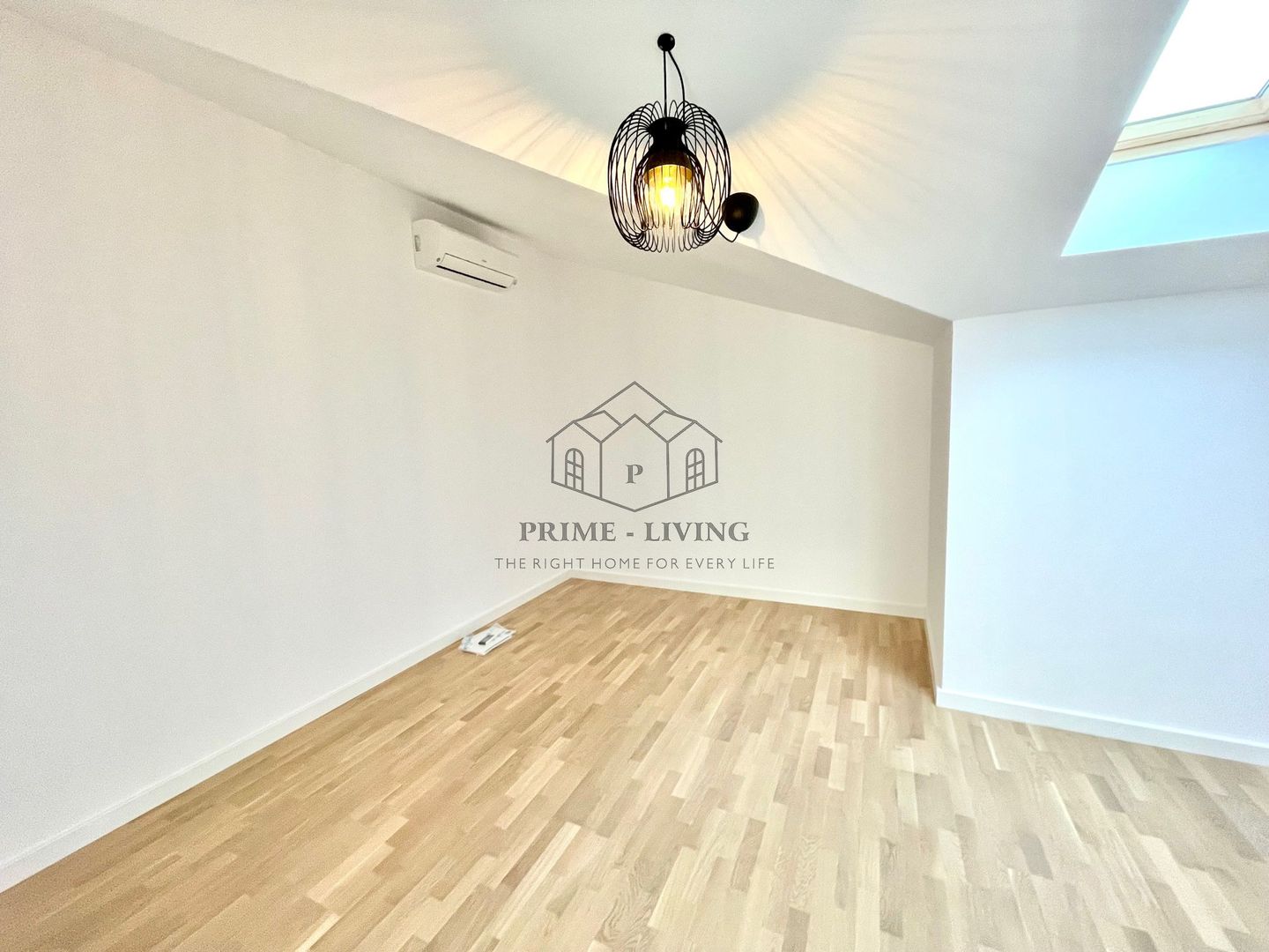 CASA NOU CONSTRUITA CU 5 CAMERE IN COMPLEX LA INCHIRIERE IN PIPERA - Poză 10