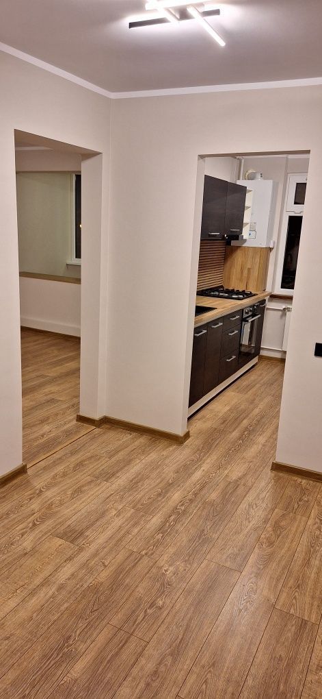 2 camere, etaj 1, Centru - Poză 2