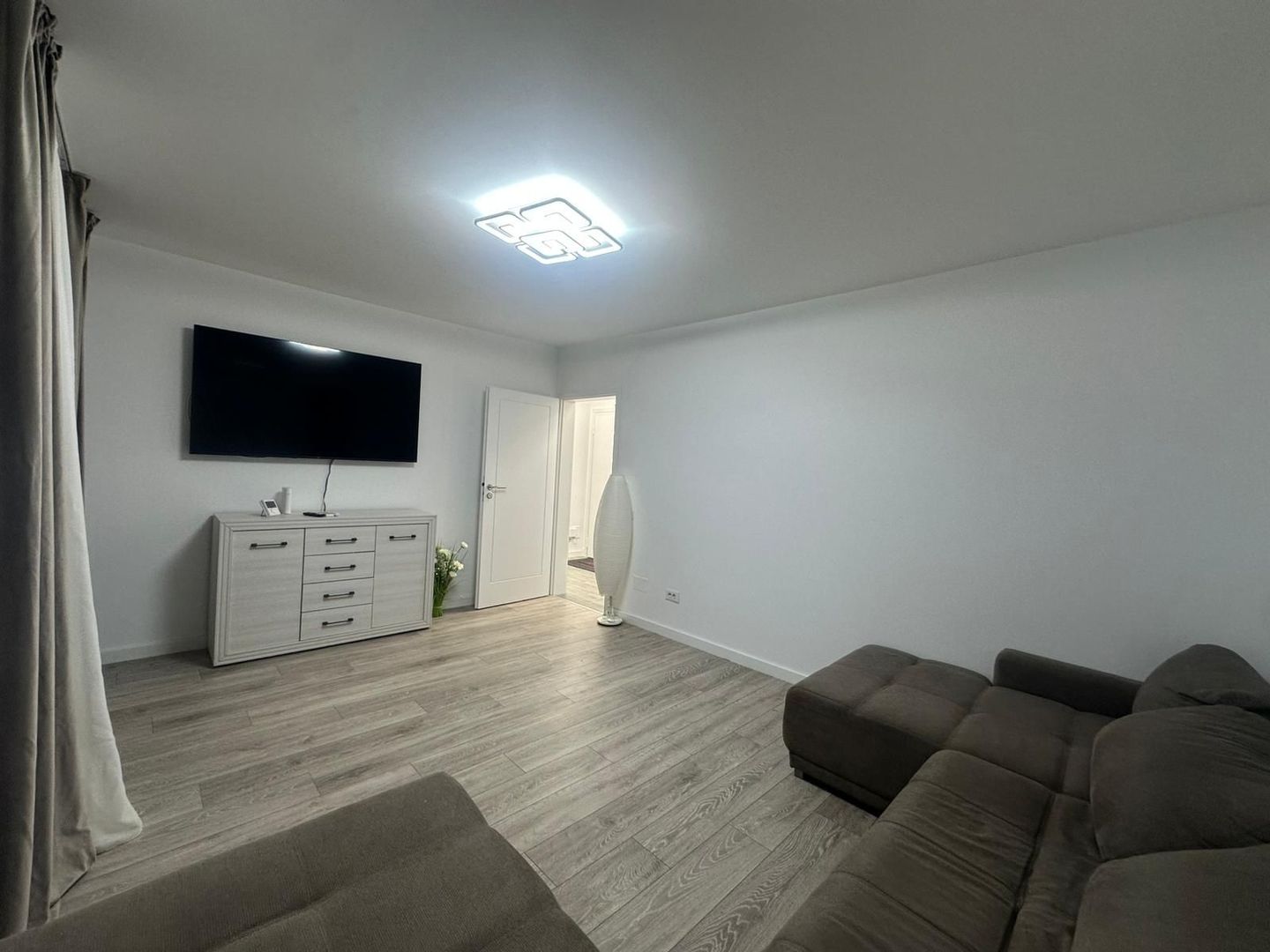 AP. 2 CAMERE BD. NORDULUI, LOC PARCARE, BLOC NOU, CENTRALA, MODERN - Poză 6