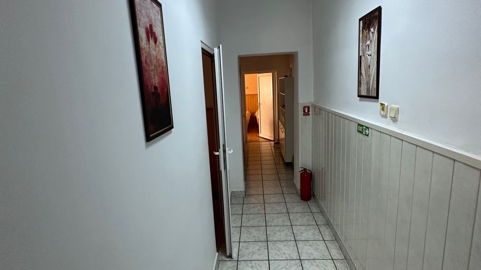 Spatiu de birou zona Centrala - Poză 21