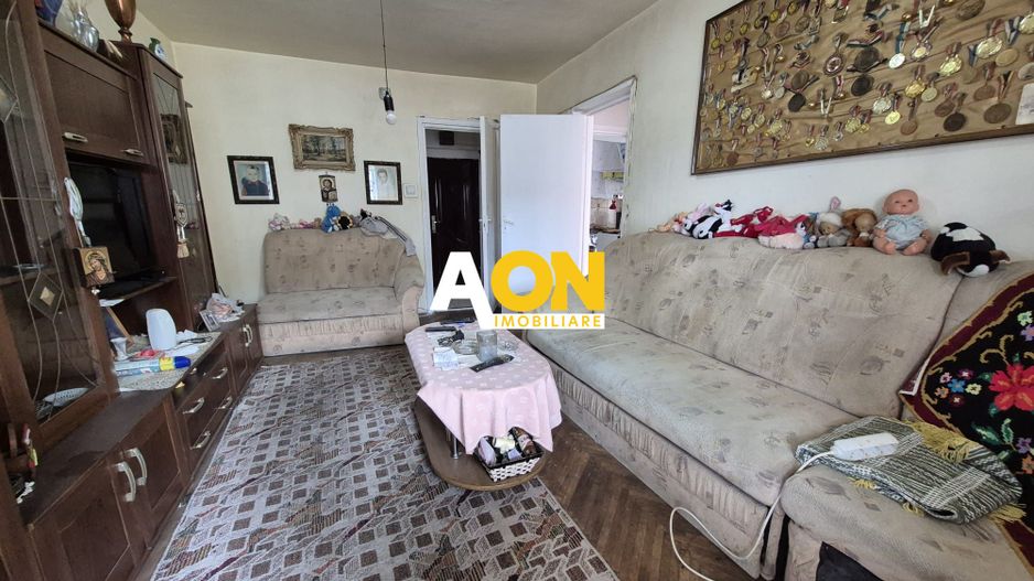 Apartament 2 Camere, Decomandat, 47 mp, Et. 7, Zona Cetate - Poză 1